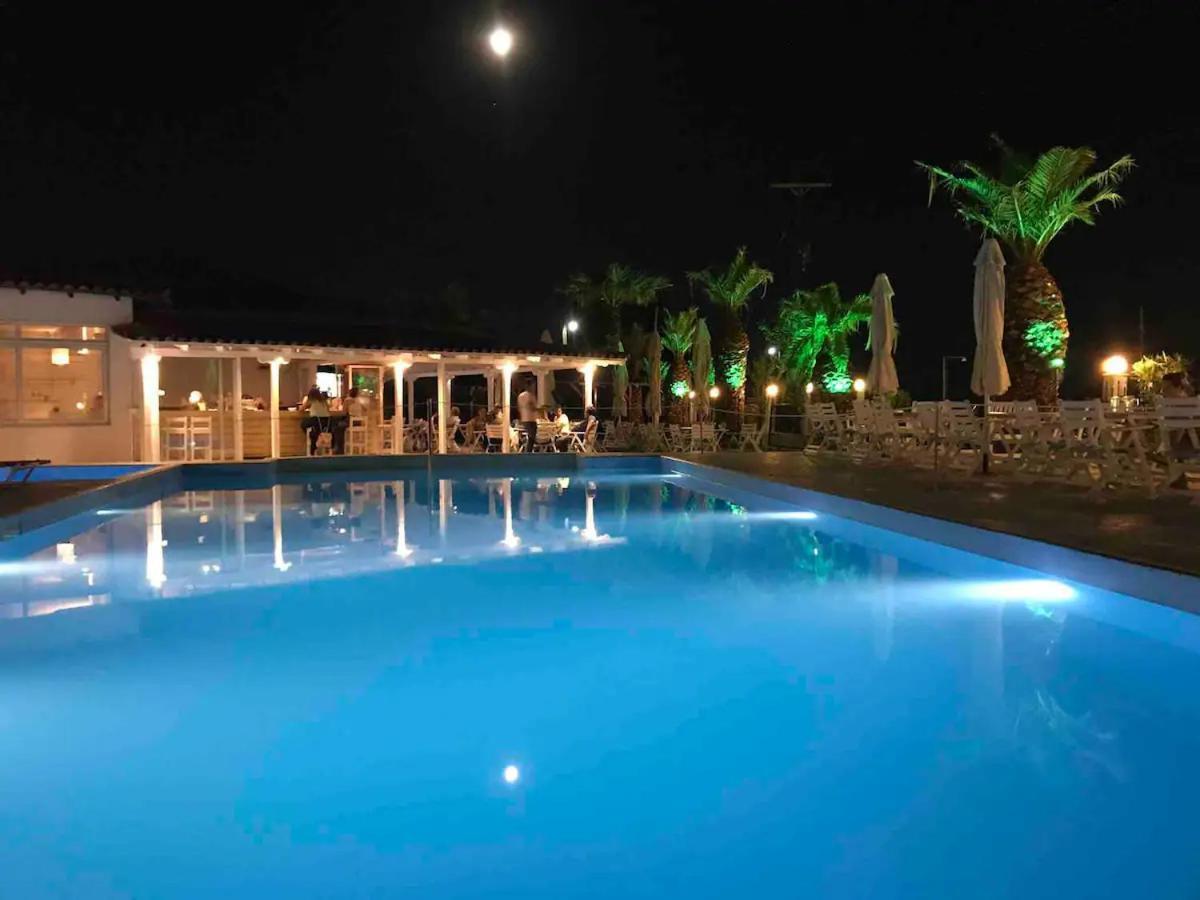 Aigeas Camping Nea Kallikrateia Exterior photo
