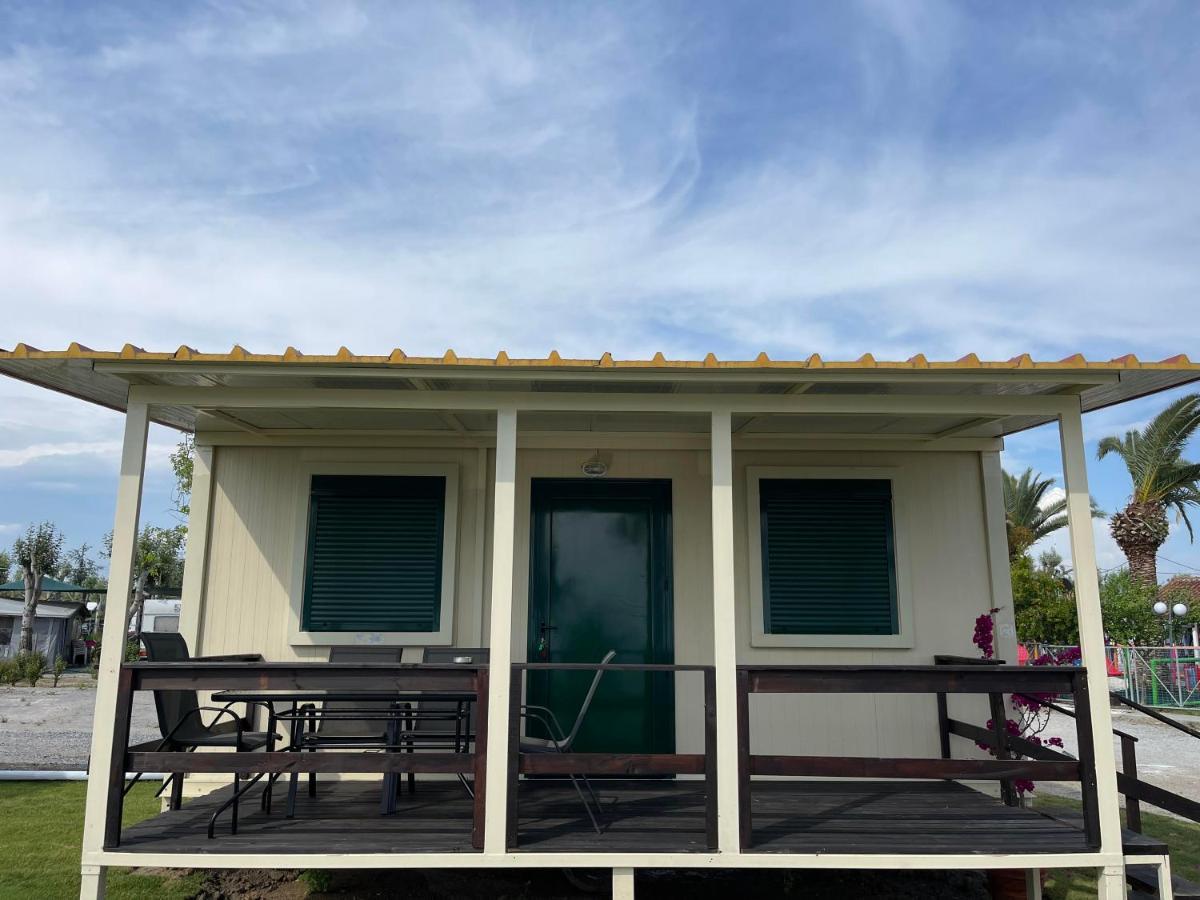 Aigeas Camping Nea Kallikrateia Exterior photo
